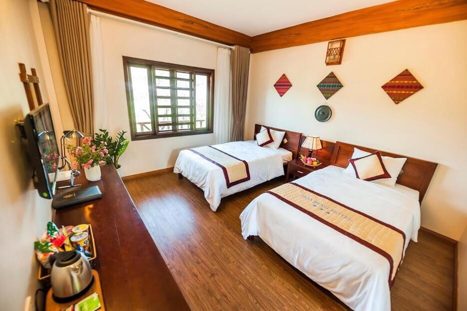 Hoa Binh Hotel Екстериор снимка