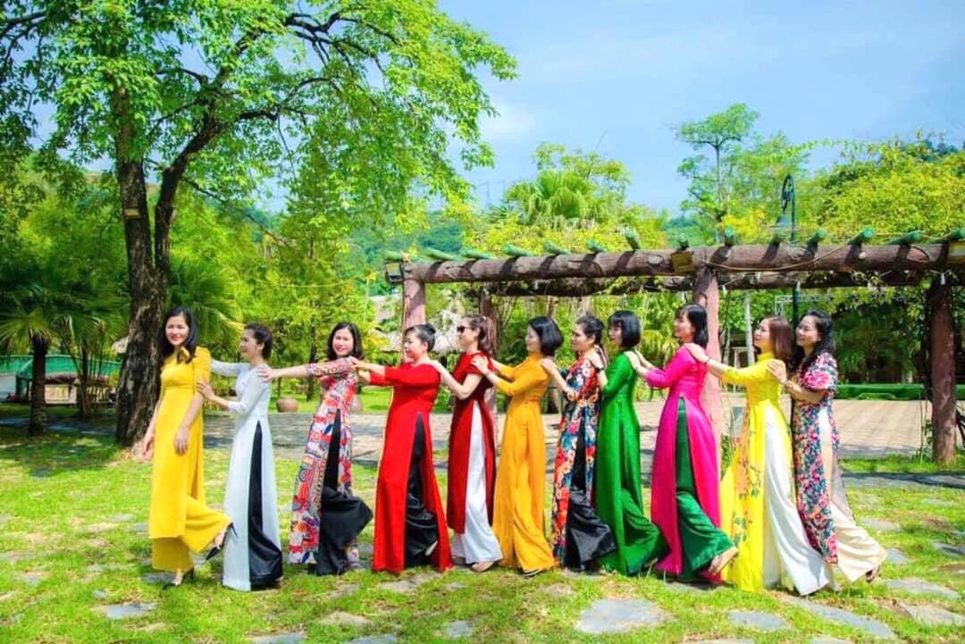 Hoa Binh Hotel Екстериор снимка