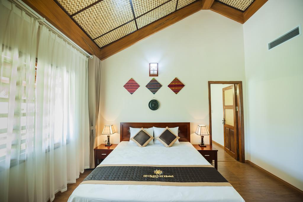 Hoa Binh Hotel Екстериор снимка