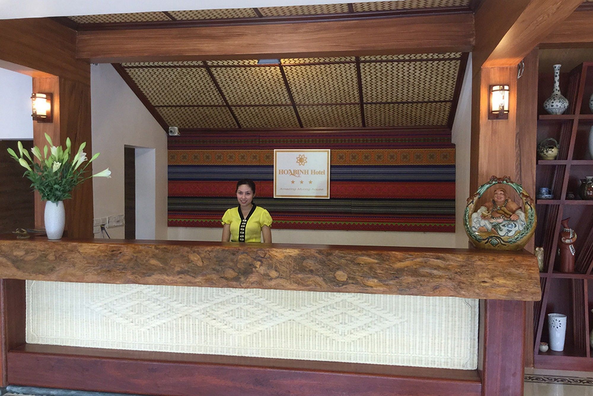 Hoa Binh Hotel Екстериор снимка